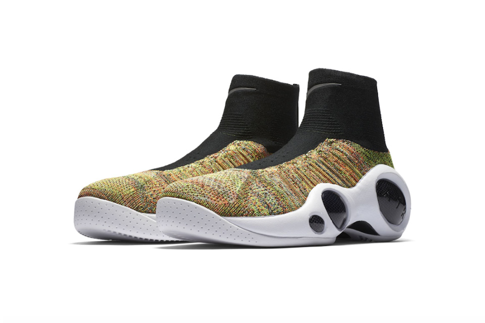 Nike's Zoom Flight Bonafide is equipped with Multicolor color schemes