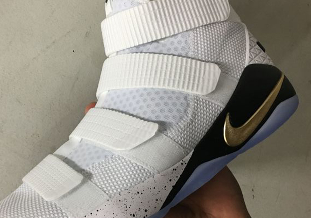 The latest images of the Nike Lebron Soldier 11