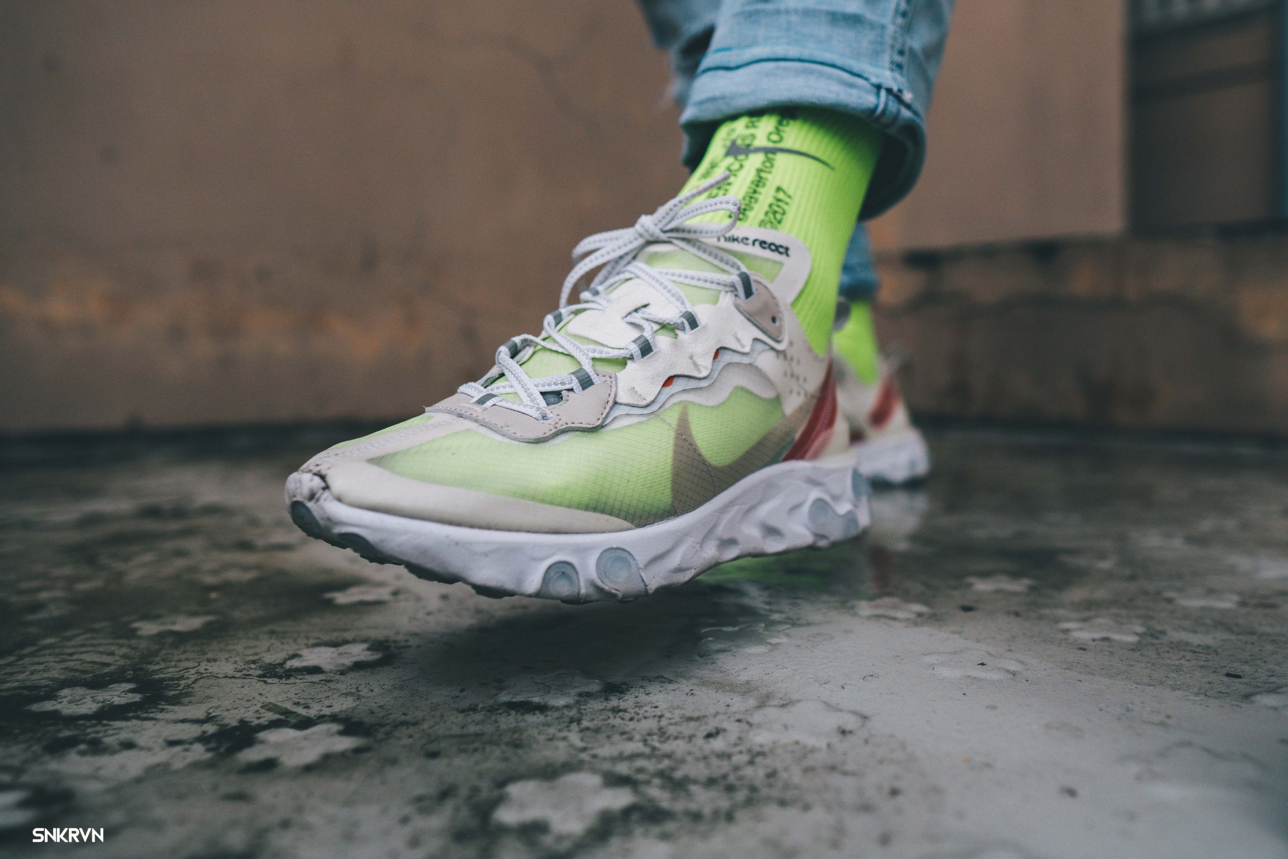 Hot Hot !!  On hand the most hype shoe today - Nike React Element 87